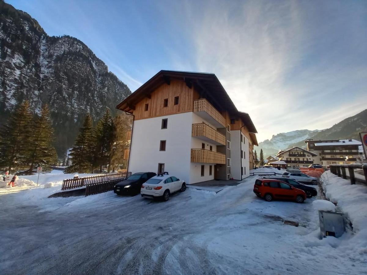Appartement Cesa Valeria E Cesa Giulio à Campitello di Fassa Extérieur photo