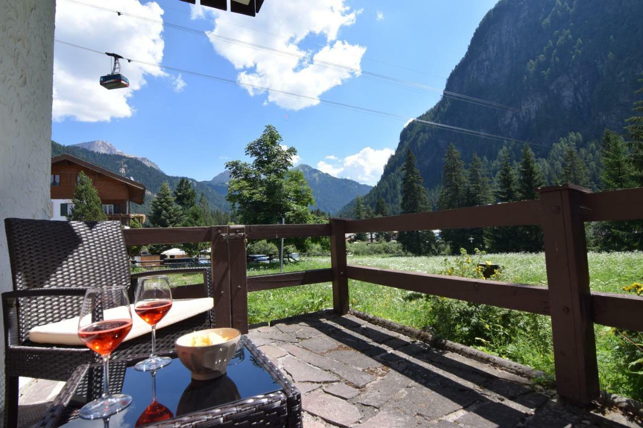 Appartement Cesa Valeria E Cesa Giulio à Campitello di Fassa Extérieur photo